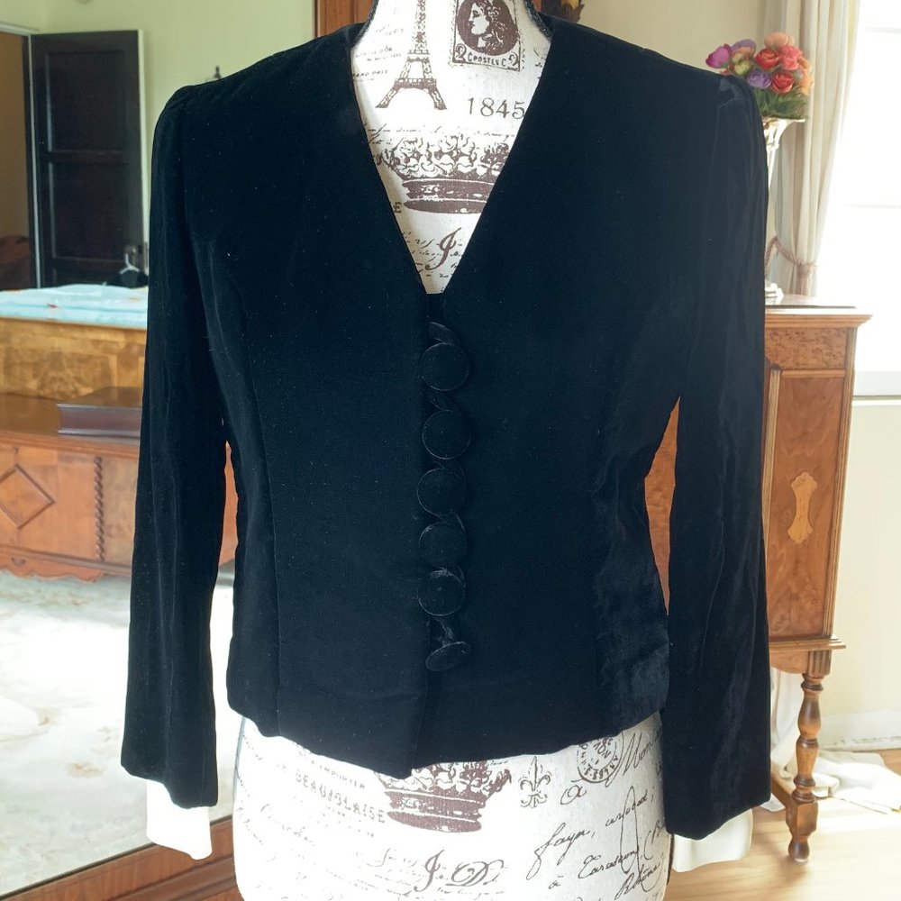 Vintage Velvet Fitted Blazer